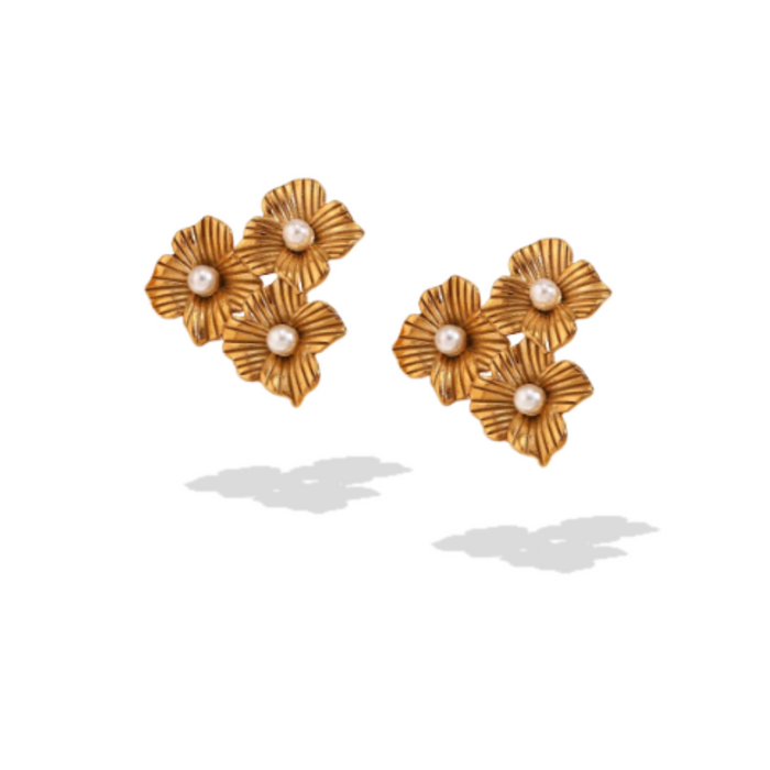 Just for YOU! 18k Gold Vintage Bouquet of Flowers Studs